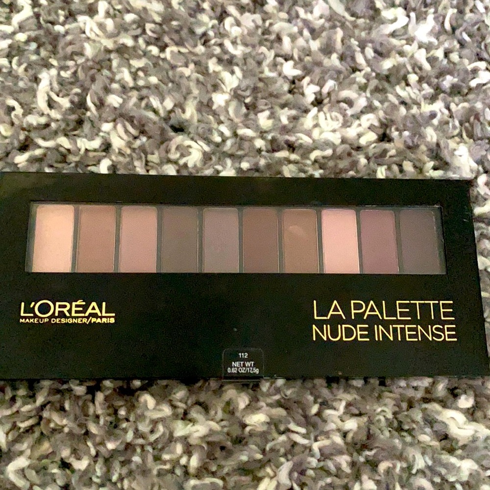 L’Oréal eyeshadow pallet